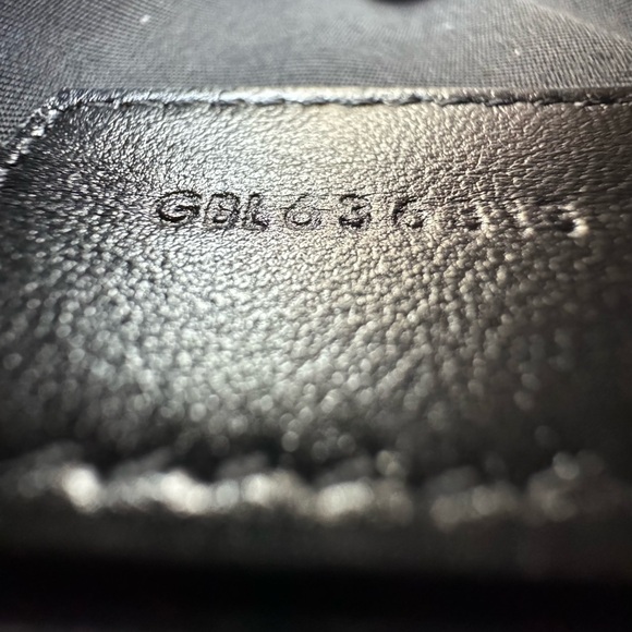 AUTHENTIC YSL CASSANDRE MATELASSÉ LARGE POUCH IN GRAIN DE POUDRE LEATHER - Picture 9 of 10